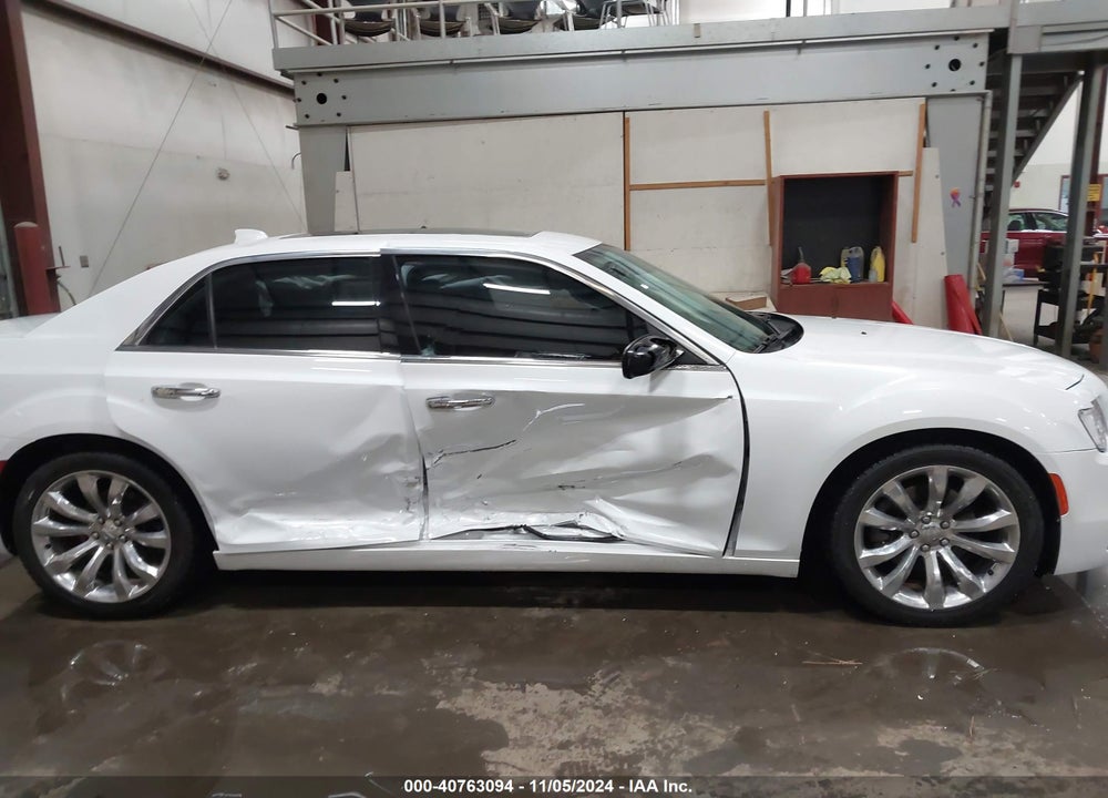 2015 CHRYSLER 300C VIN: 2C3CCAET2FH763434