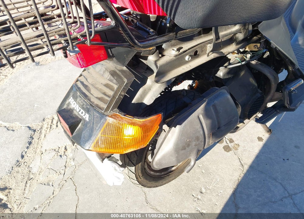 2004 HONDA CH80 VIN: 3H1HF03164D900163