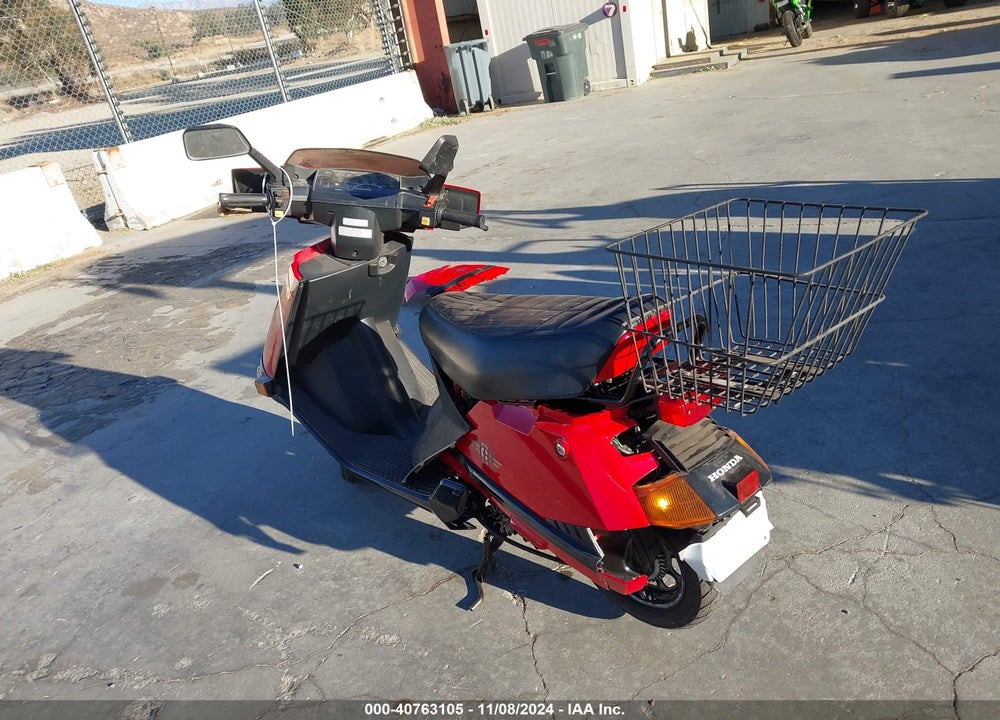 2004 HONDA CH80 VIN: 3H1HF03164D900163
