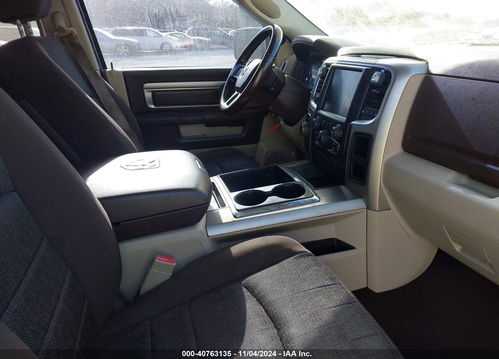 2013 RAM 1500 SLT VIN: 1C6RR6GG9DS723785