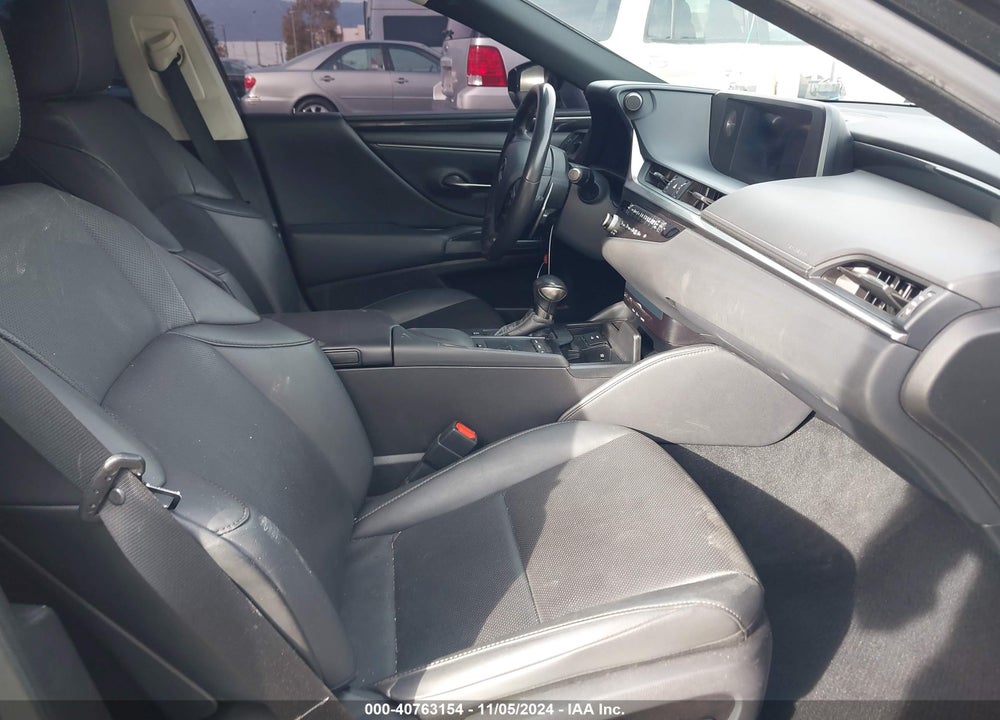 2021 LEXUS ES 300H VIN: 58ACA1C16MU009695