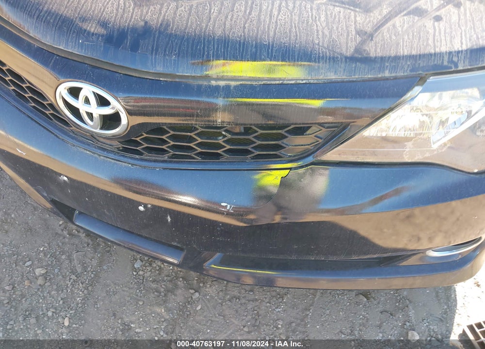2013 TOYOTA CAMRY SE VIN: 4T1BF1FK2DU203990