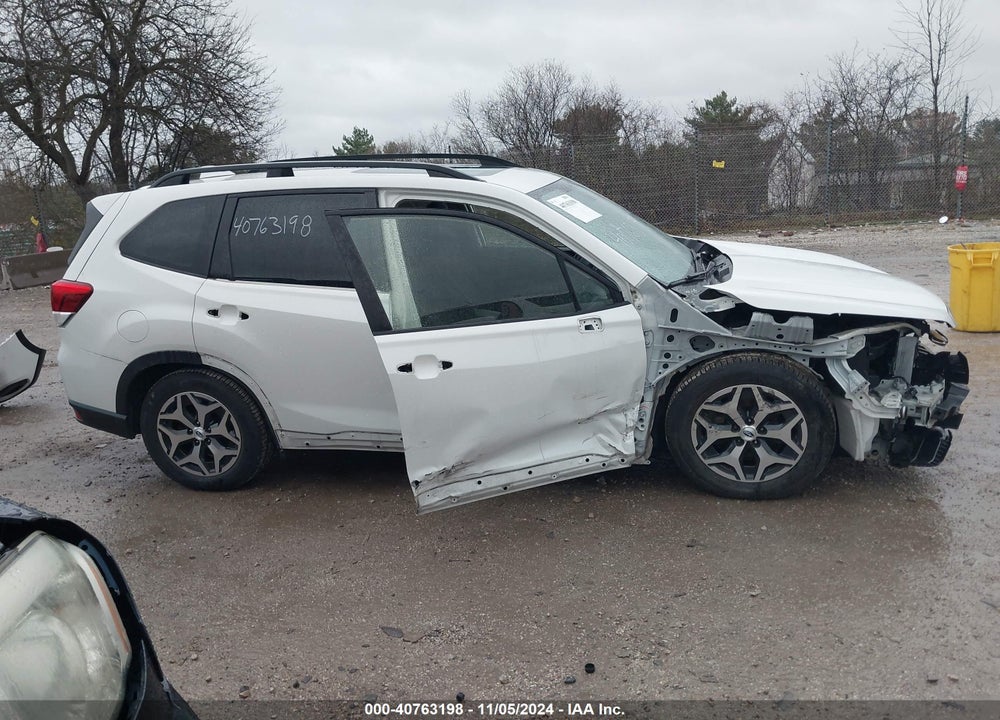 2019 SUBARU FORESTER PREMIUM VIN: JF2SKAGC3KH430135
