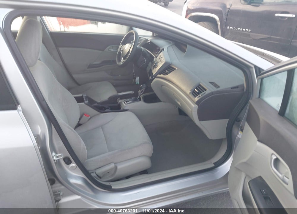 2012 HONDA CIVIC LX VIN: 2HGFB2F52CH335247