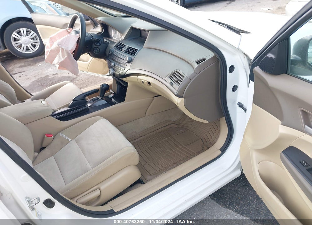 2010 HONDA ACCORD 2.4 LX VIN: 1HGCP2F33AA181226