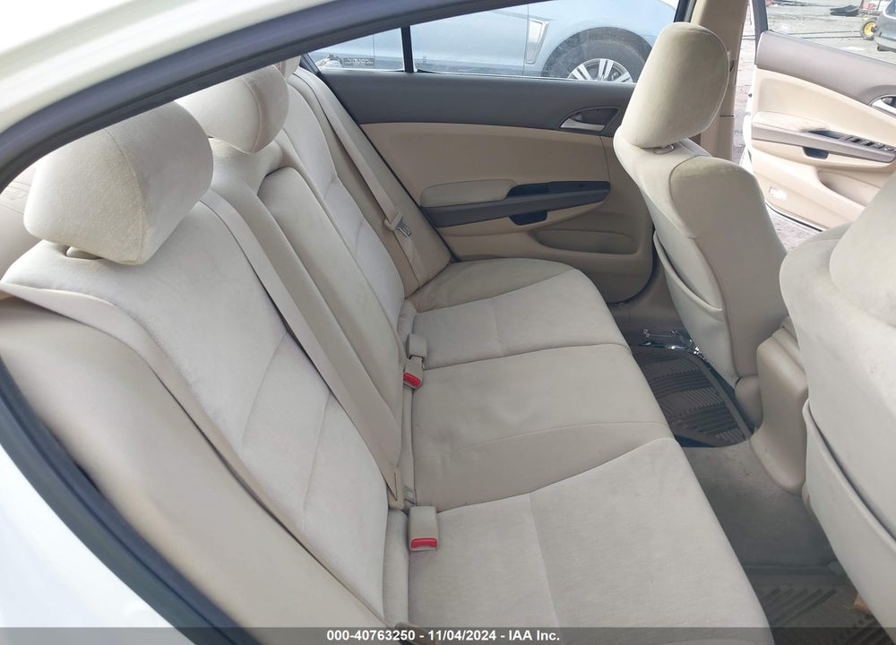 2010 HONDA ACCORD 2.4 LX VIN: 1HGCP2F33AA181226