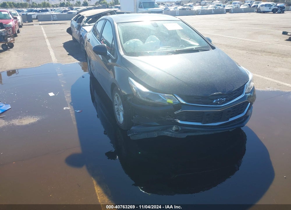 2018 CHEVROLET CRUZE LT AUTO VIN: 1G1BE5SM5J7188281