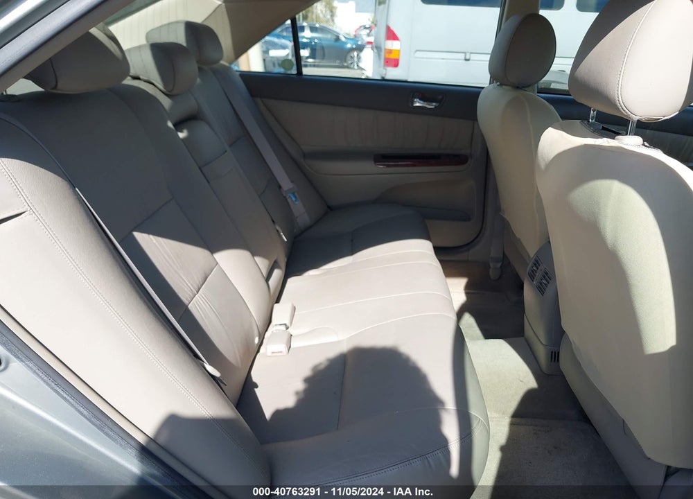 2005 TOYOTA CAMRY XLE V6 VIN: JTDBF32K650161483
