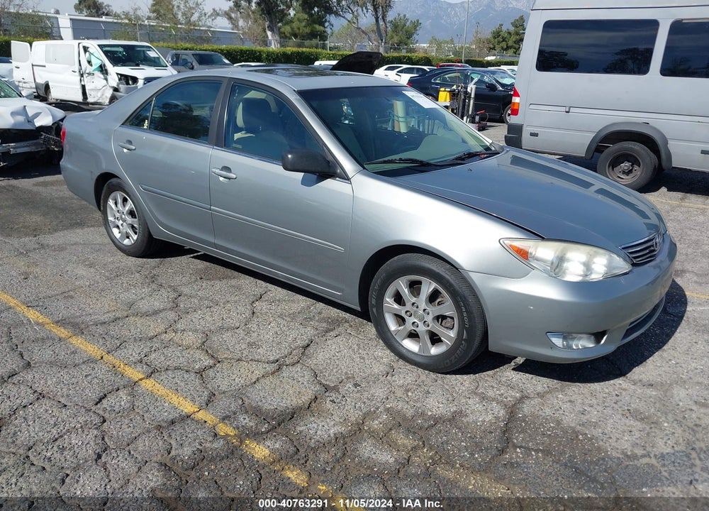 2005 TOYOTA CAMRY XLE V6 VIN: JTDBF32K650161483