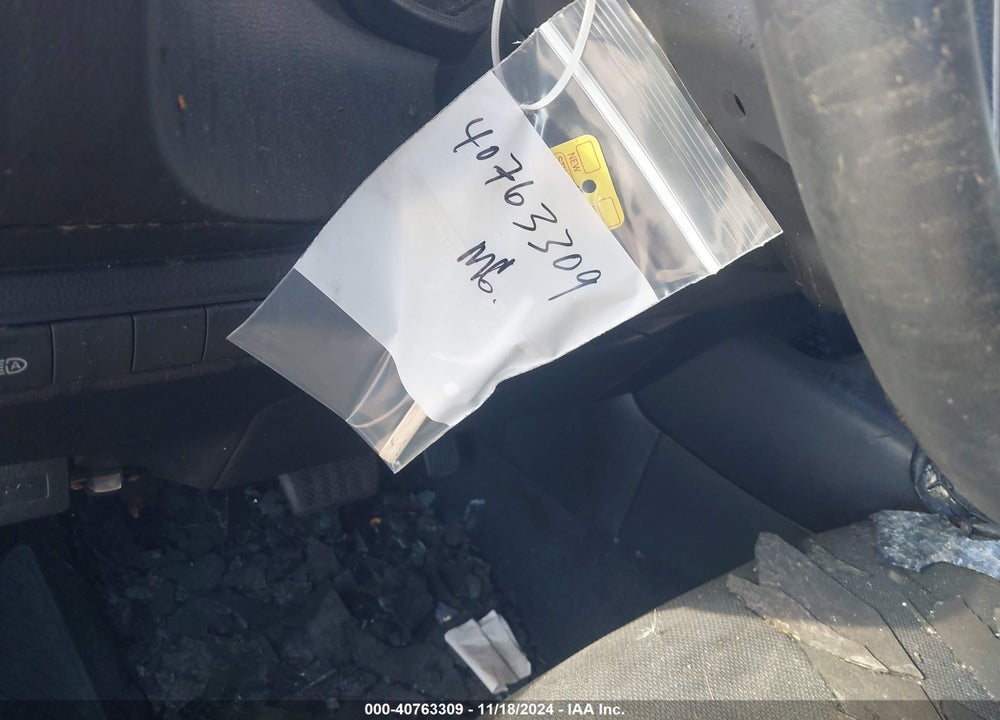 2020 TOYOTA COROLLA SE VIN: JTDS4RCE4LJ042128