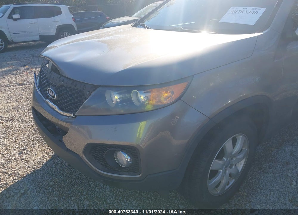 2012 KIA SORENTO LX VIN: 5XYKT3A66CG214056