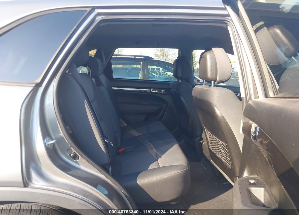 2012 KIA SORENTO LX VIN: 5XYKT3A66CG214056