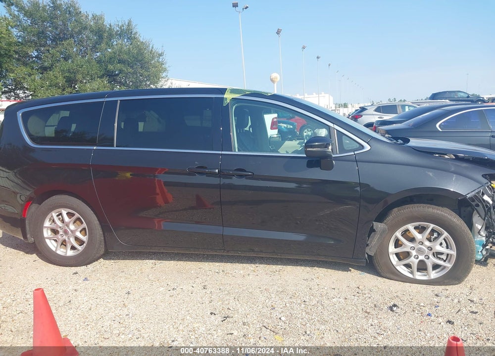 2023 CHRYSLER PACIFICA TOURING L VIN: 2C4RC1BG0PR594443