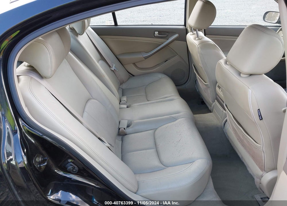 2004 INFINITI G35X VIN: JNKCV51F34M704477