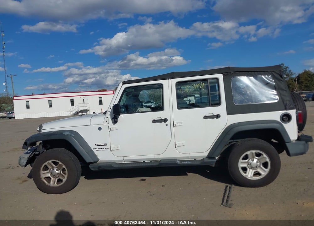 2014 JEEP WRANGLER UNLIMITED SPORT VIN: 1C4BJWDG7EL309695