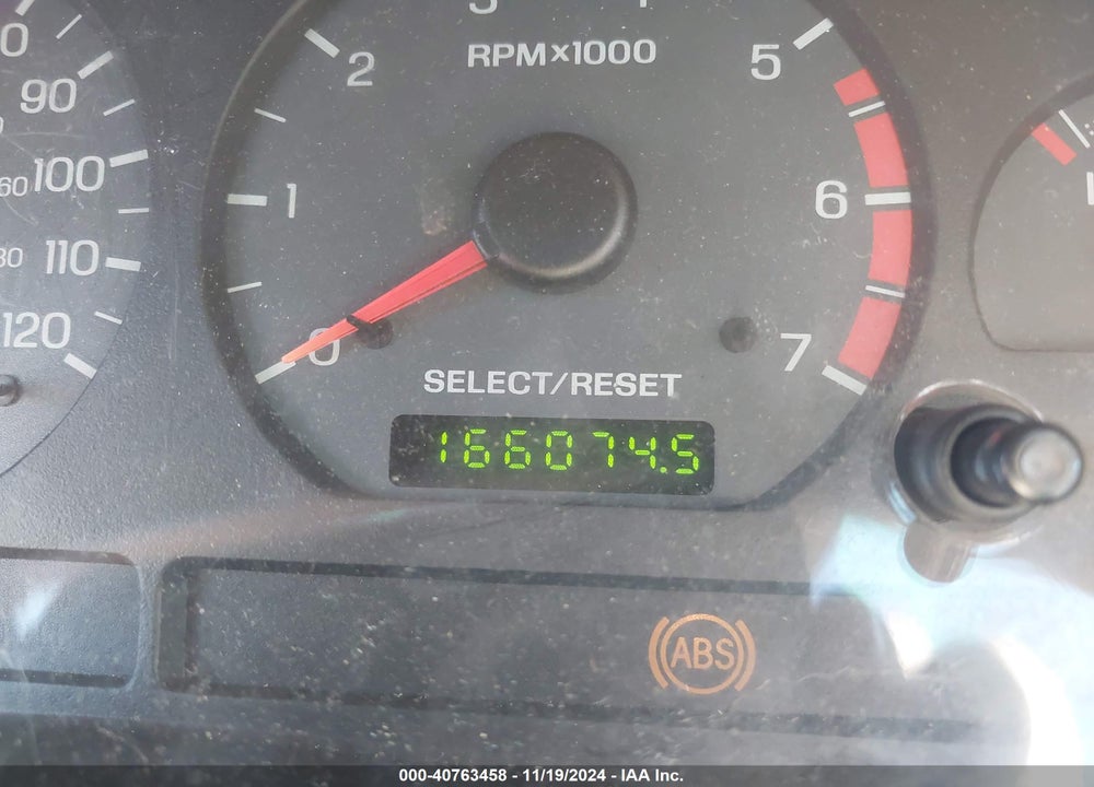 2004 FORD MUSTANG DELUXE VIN: 1FAFP44494F121094