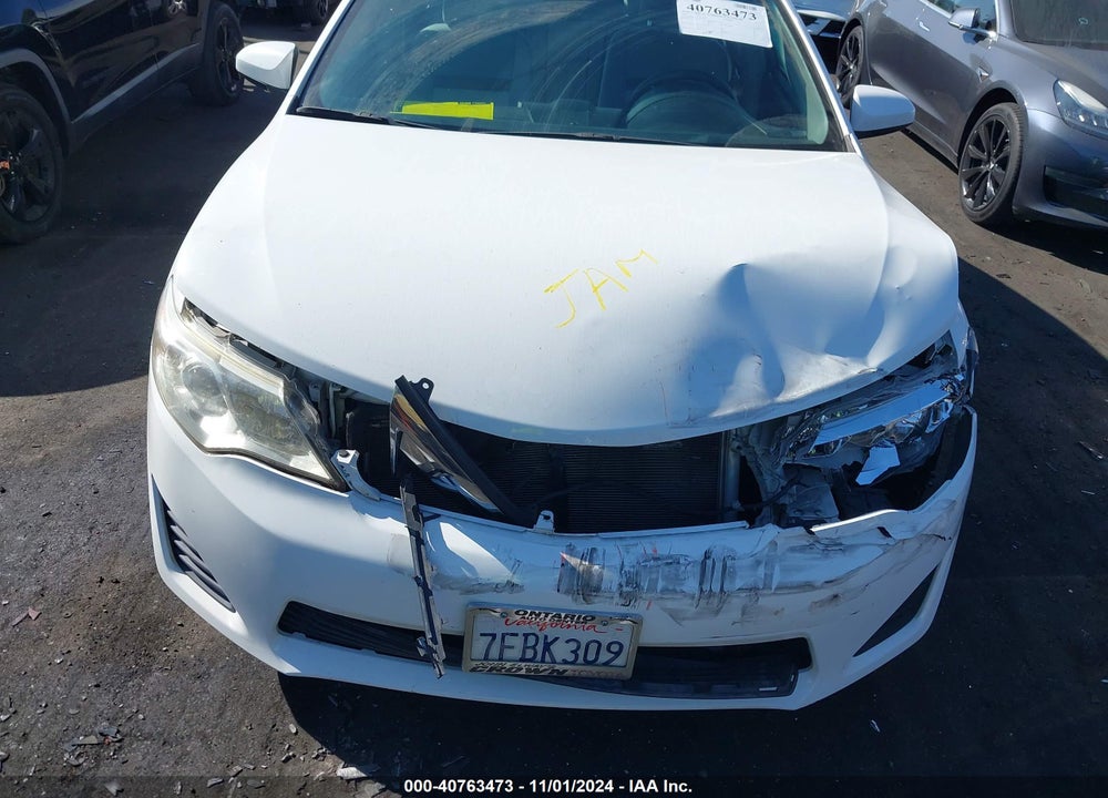 2014 TOYOTA CAMRY LE VIN: 4T4BF1FK1ER391053