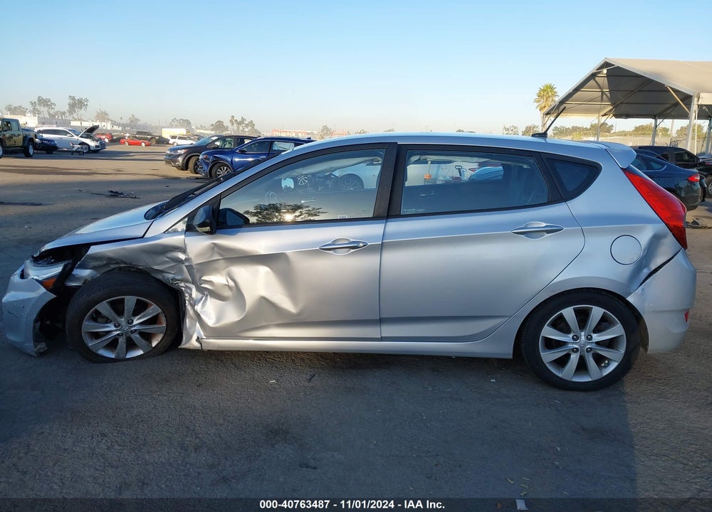 2014 HYUNDAI ACCENT SE VIN: KMHCU5AE7EU158470