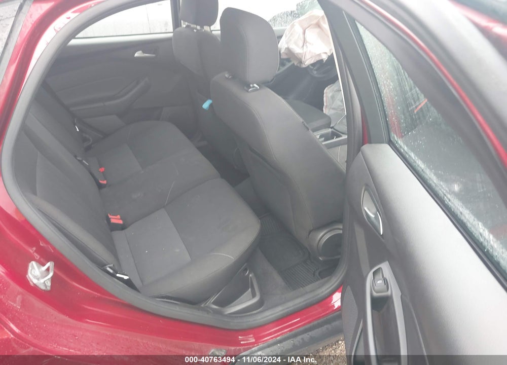 2015 FORD FOCUS VIN: 1FADP3K22FL291238