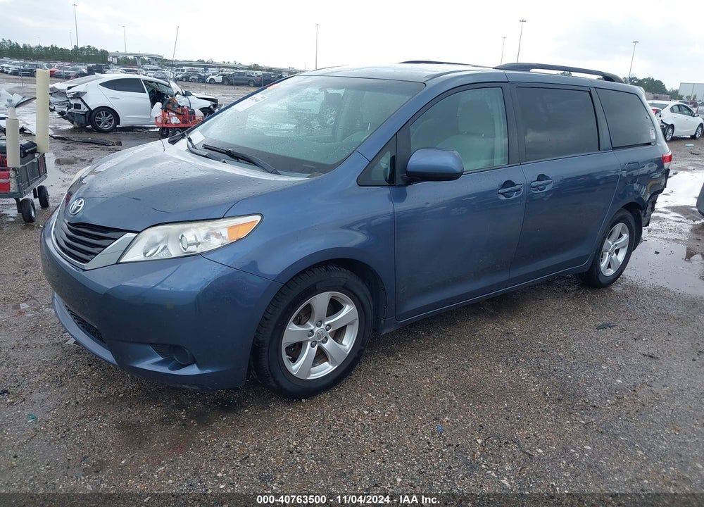 2014 TOYOTA SIENNA LE V6 8 PASSENGER VIN: 5TDKK3DC7ES499859