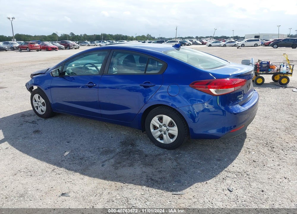2017 KIA FORTE LX VIN: 3KPFK4A71HE073663