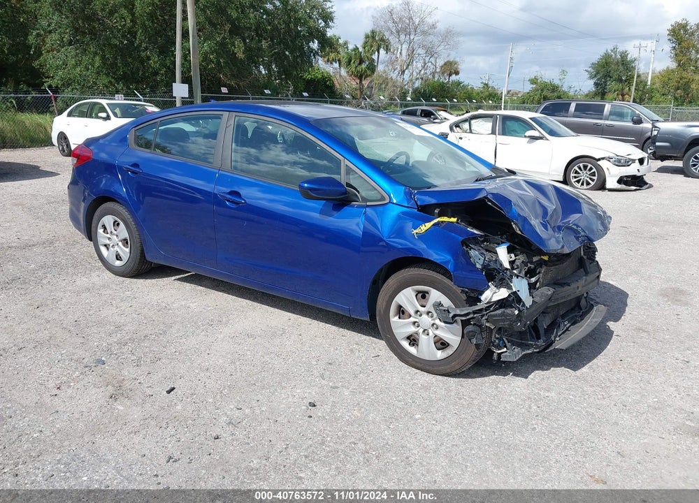 2017 KIA FORTE LX VIN: 3KPFK4A71HE073663