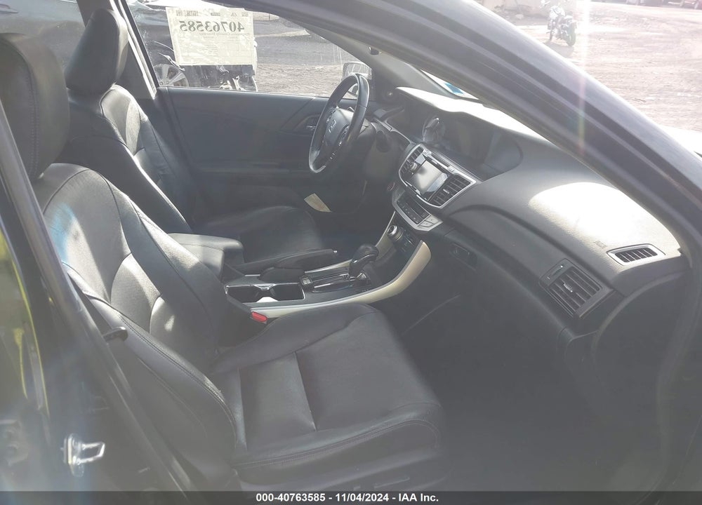 2013 HONDA ACCORD TOURING VIN: 1HGCR3F90DA004450