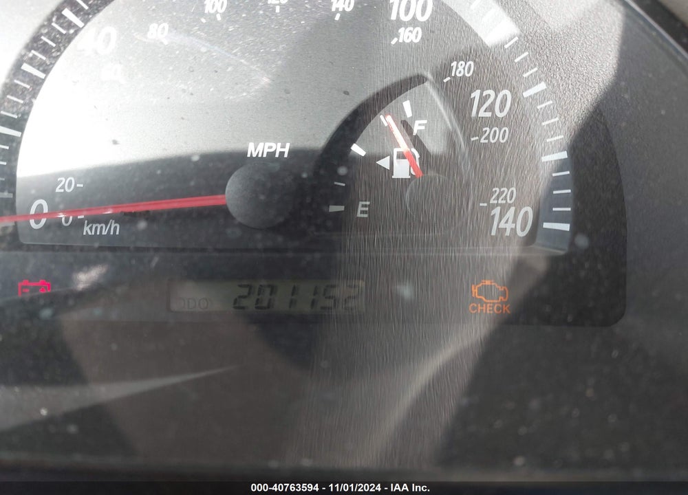 2003 TOYOTA CAMRY XLE VIN: JTDBE32K730147155
