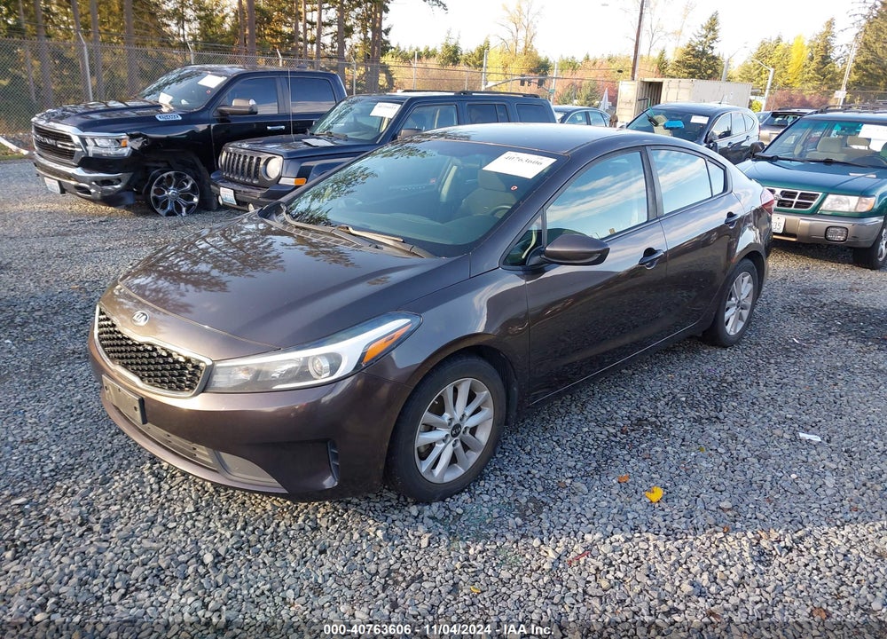 2017 KIA FORTE LX VIN: 3KPFL4A70HE072422