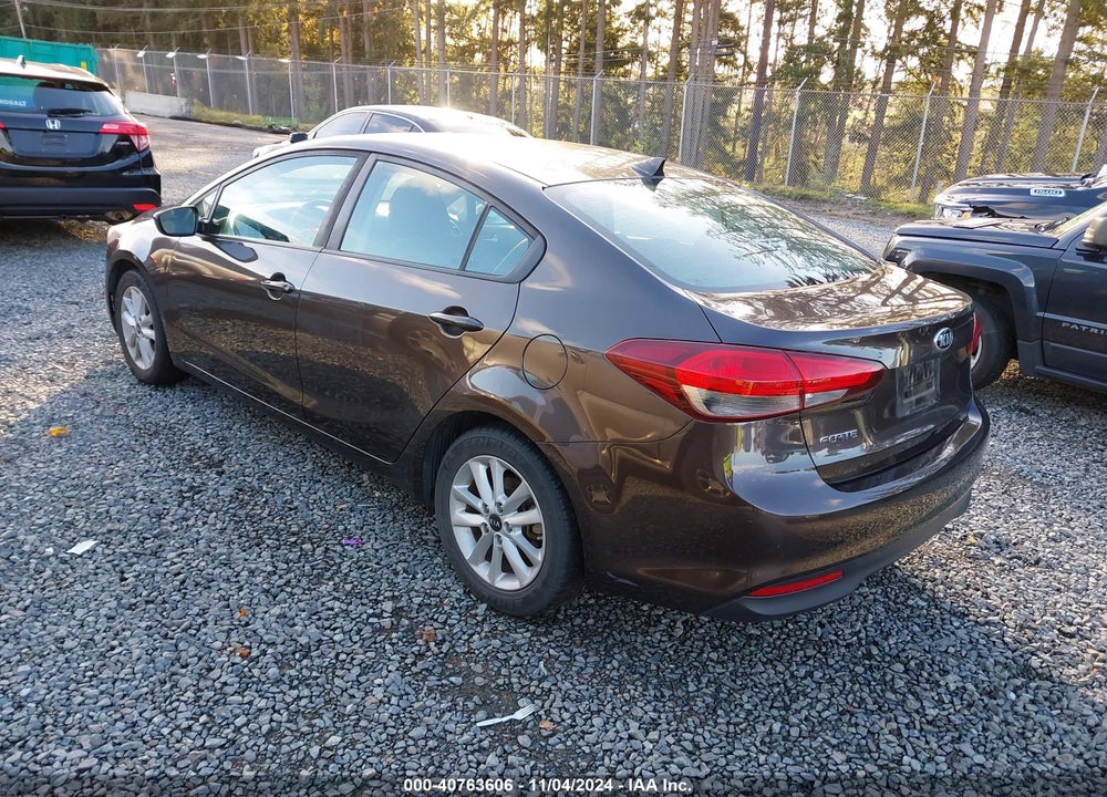 2017 KIA FORTE LX VIN: 3KPFL4A70HE072422