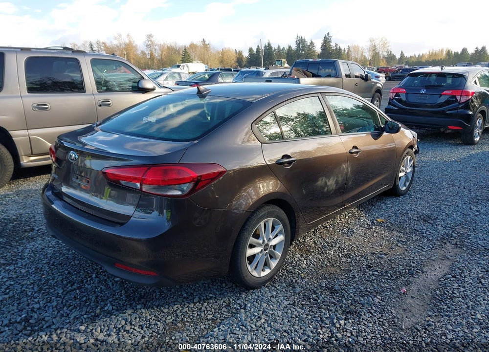 2017 KIA FORTE LX VIN: 3KPFL4A70HE072422