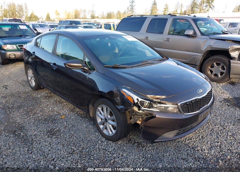 2017 KIA FORTE LX VIN: 3KPFL4A70HE072422