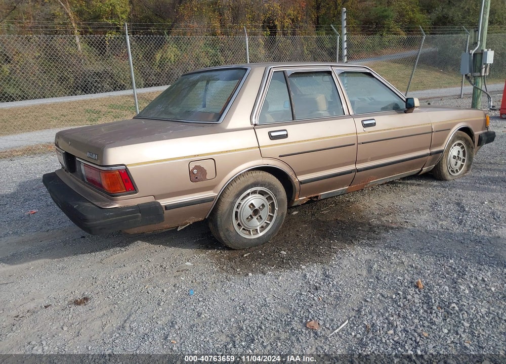 1983 DATSUN MAXIMA VIN: JN1HU01S2DT086023