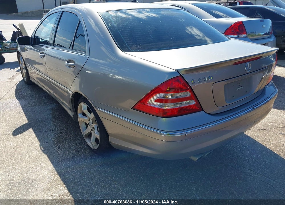 2007 MERCEDES-BENZ C 230 VIN: WDBRF52H67E028161