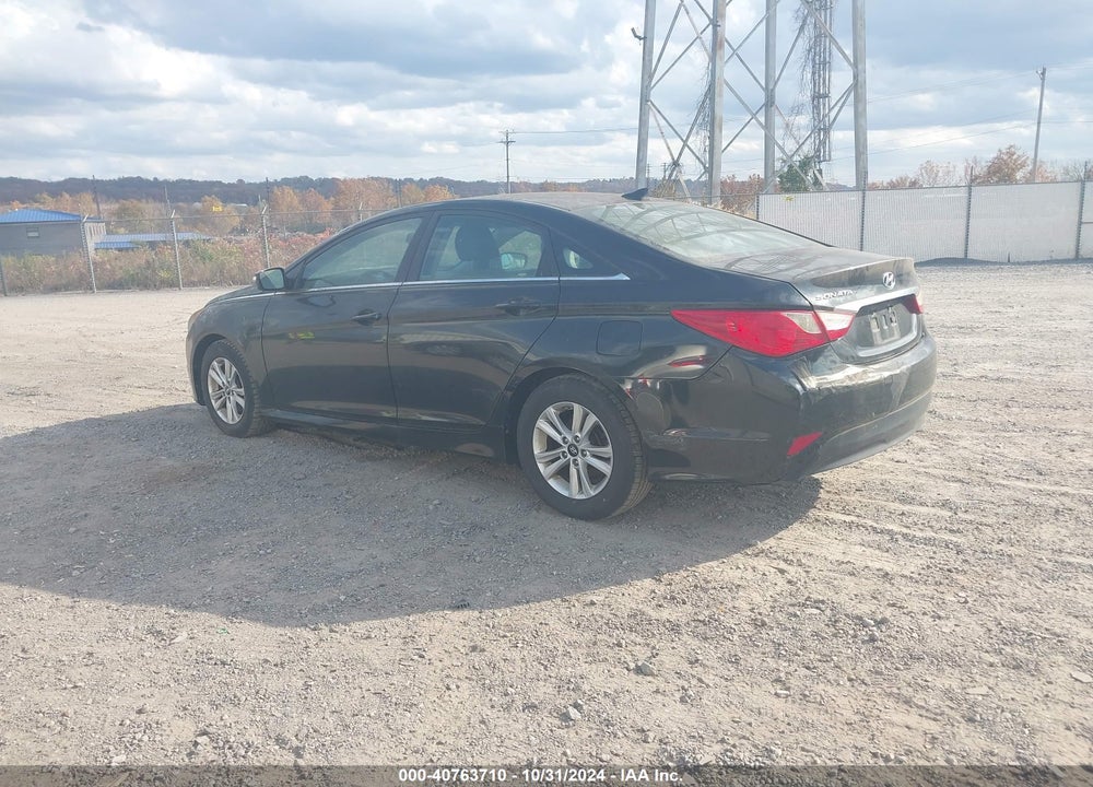 2014 HYUNDAI SONATA GLS VIN: 5NPEB4AC8EH823107
