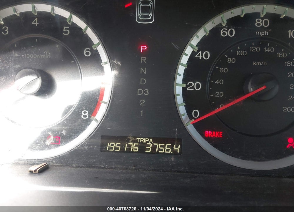 2010 HONDA ACCORD 2.4 LX VIN: 1HGCP2F32AA049090
