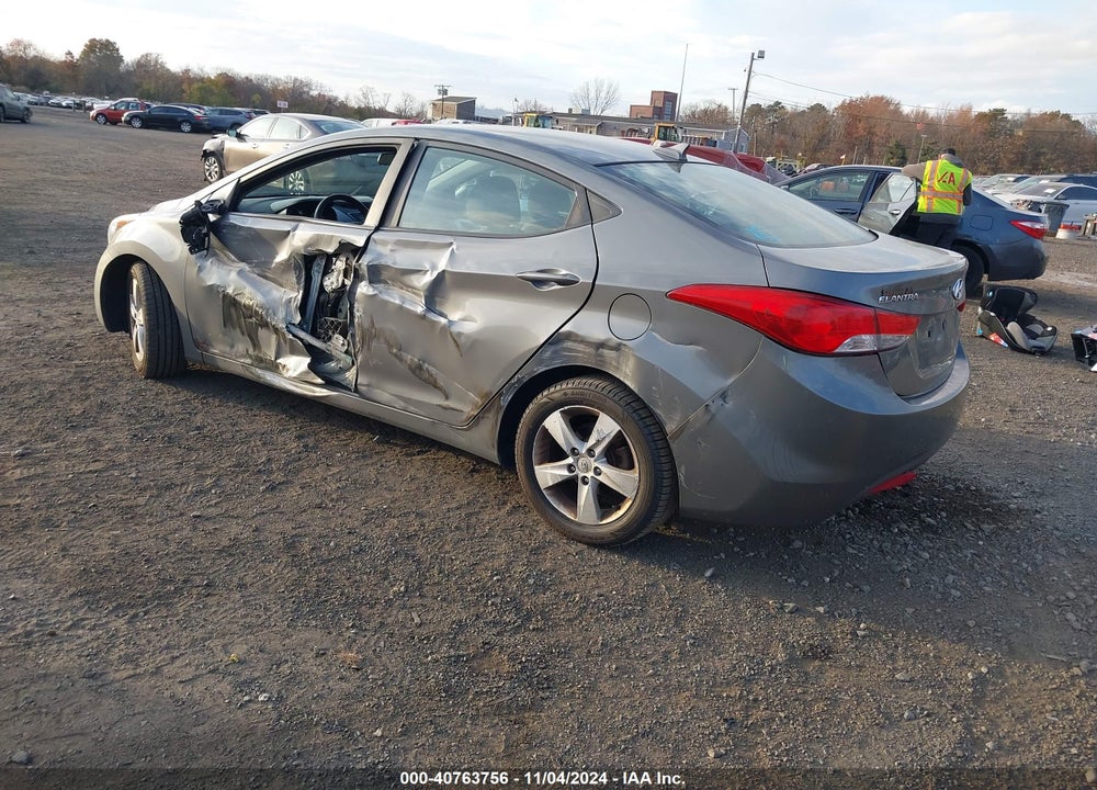 2013 HYUNDAI ELANTRA GLS VIN: 5NPDH4AE8DH391077