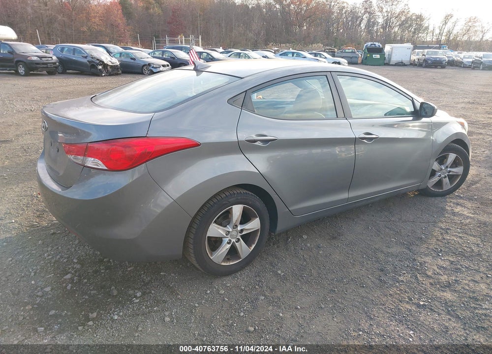 2013 HYUNDAI ELANTRA GLS VIN: 5NPDH4AE8DH391077