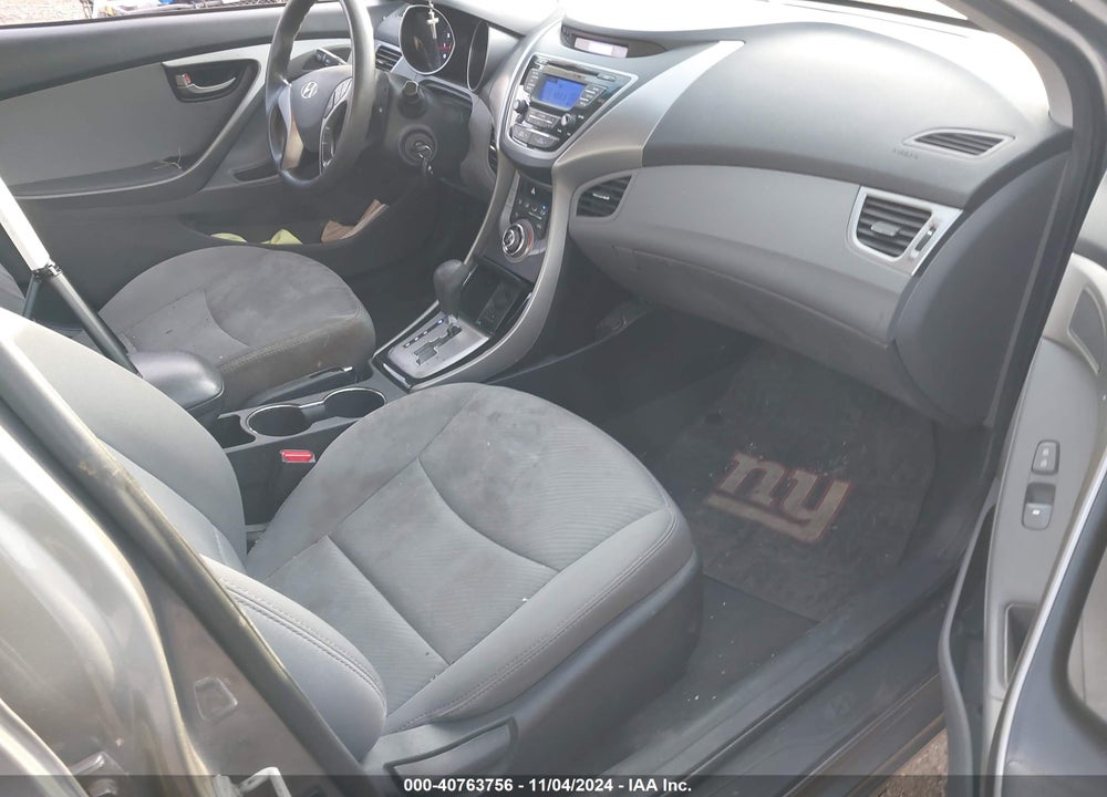 2013 HYUNDAI ELANTRA GLS VIN: 5NPDH4AE8DH391077