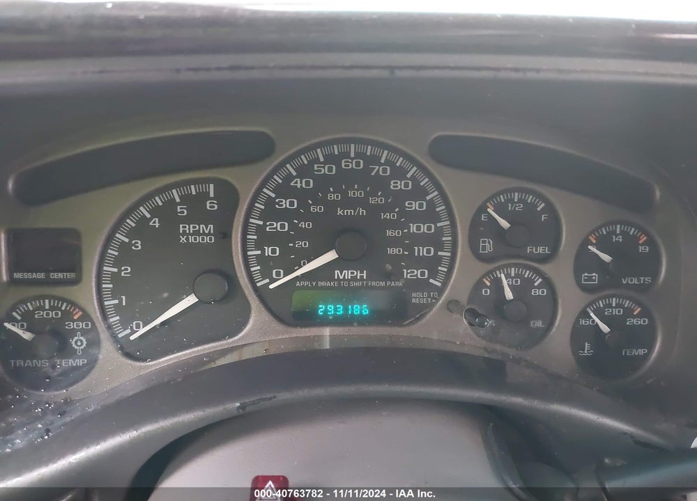2002 GMC YUKON XL 1500 DENALI VIN: 1GKFK66U82J151204