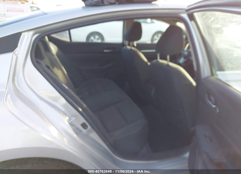 2022 NISSAN ALTIMA SV FWD VIN: 1N4BL4DV4NN351488
