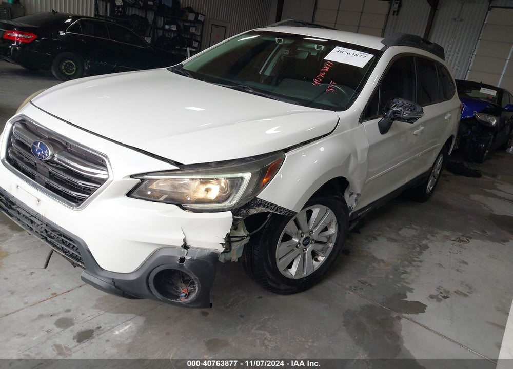 2018 SUBARU OUTBACK 2.5I PREMIUM VIN: 4S4BSAFC8J3324240
