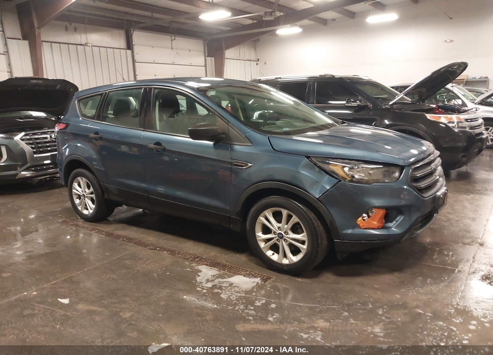 2018 FORD ESCAPE S VIN: 1FMCU0F77JUC27181
