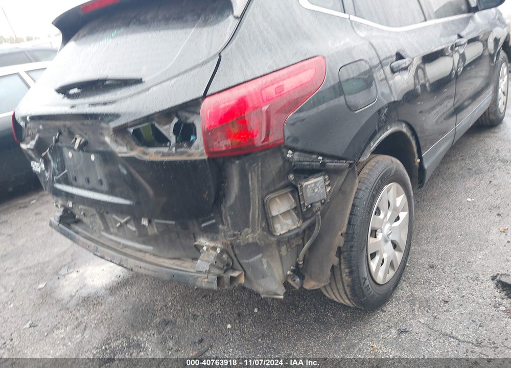 2018 NISSAN ROGUE SPORT S VIN: JN1BJ1CP5JW155083