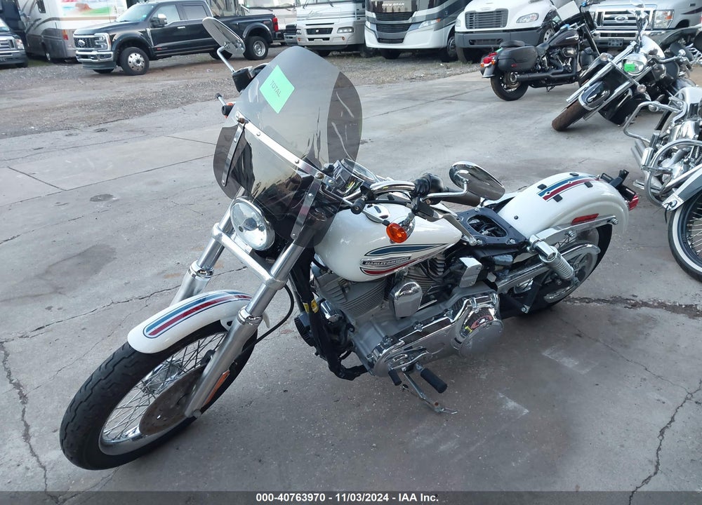 2006 HARLEY-DAVIDSON FXDI35 VIN: 1HD1GW1136K320967