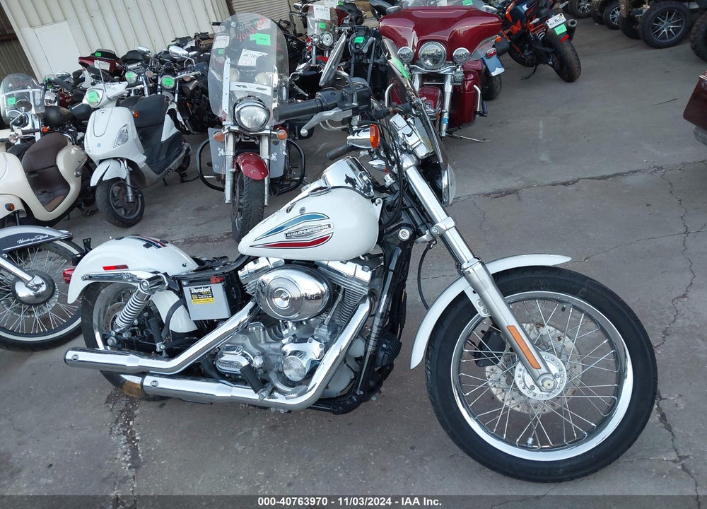 2006 HARLEY-DAVIDSON FXDI35 VIN: 1HD1GW1136K320967