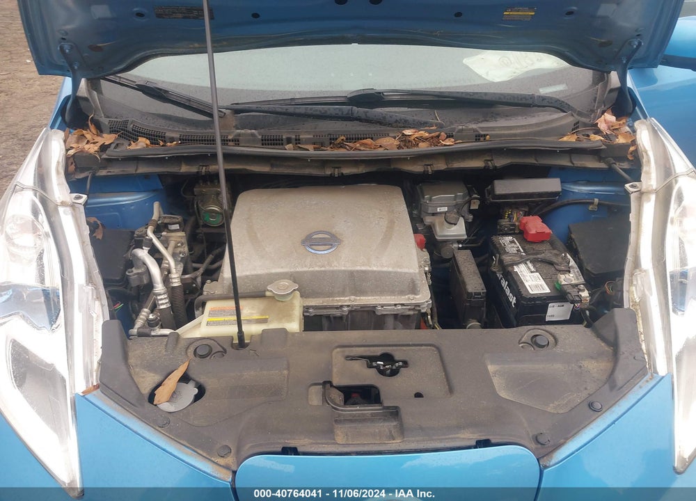 2013 NISSAN LEAF SL VIN: 1N4AZ0CP5DC421810