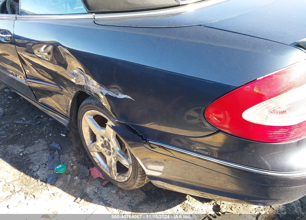 2005 MERCEDES-BENZ CLK 500 VIN: WDBTK75J15F132477