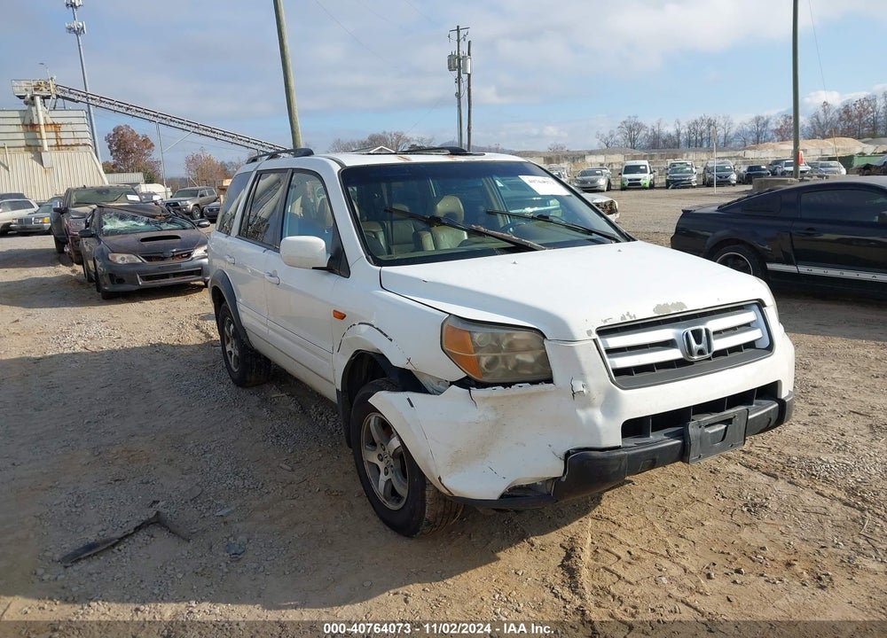 2007 HONDA PILOT EX-L VIN: 5FNYF18757B010107