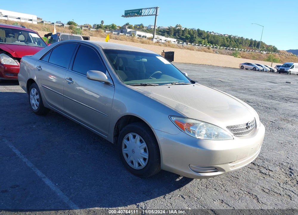 2004 TOYOTA CAMRY LE VIN: JTDBE32K940247419